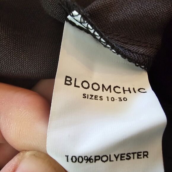 Bloomchic Pants Women's 1X Black Cropped Pleated Elastic Waist Pocket NWT - Picture 7 of 12